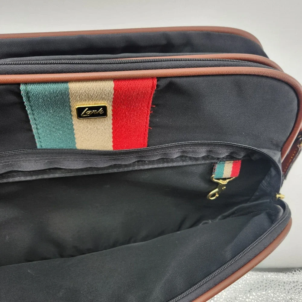 Vintage Lark Travel Bag Set Duffel Weekender Carry On Retro Stripe Luggage